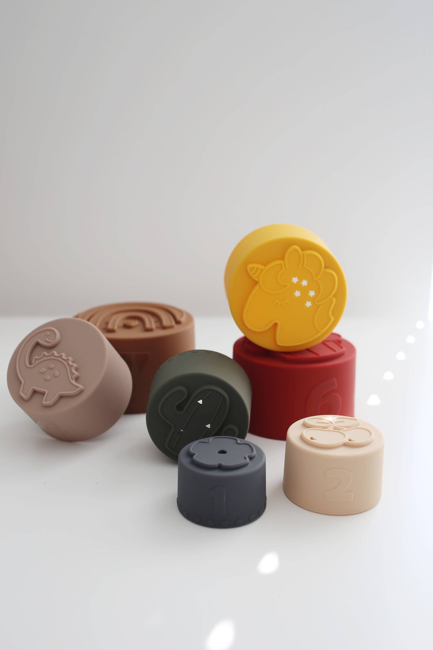 Retro Stacking Silicone Nesting Cups
